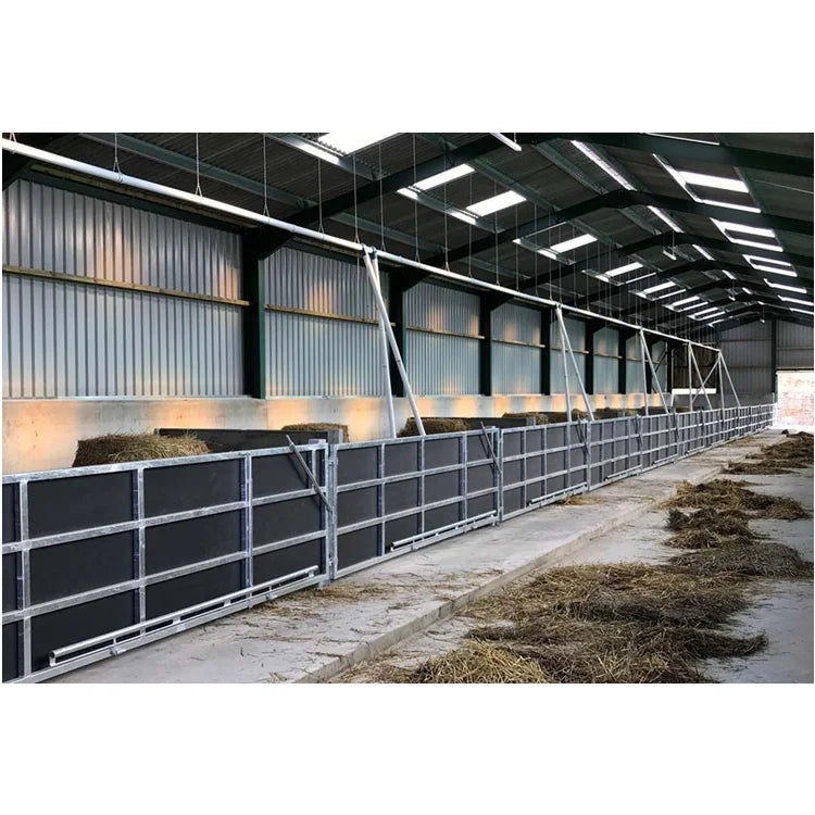 Low Price Fast Installation pig house farm steel structure buildings pig shed prefabricated house for sell