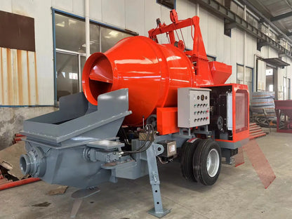 Hot Selling 40M3/H Small Diesel Mobile Concrete Mixer with Pump/Concrete Pump Machine Concrete Mixer for House Building